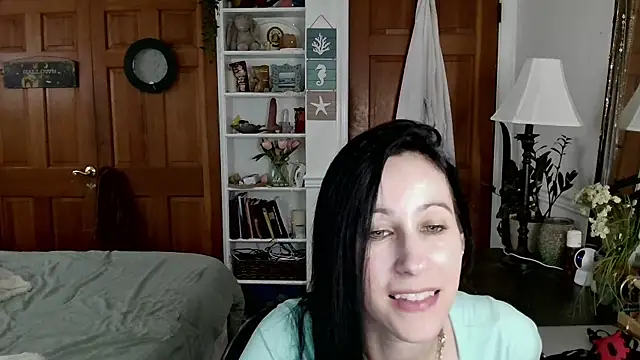 Snapshot of cutelittlemama0418 chatting on 10/16/25, 07:22 cutelittlemama0418 online show from 10/16/25, 07:22
