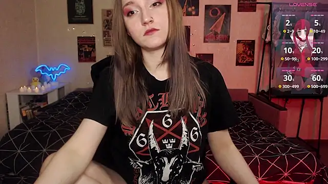 Snapshot of Viper_kiss chatting on 12/01/24, 10:04 Viper kiss online show from 12/01/24, 10:04