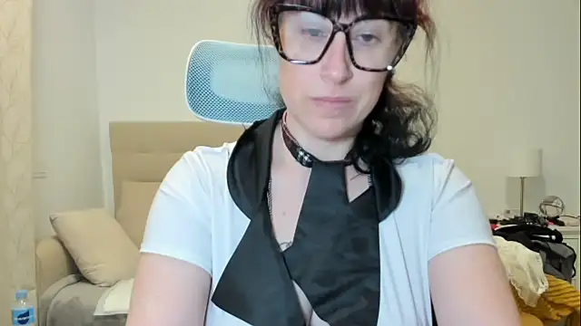 emmita69  online show from 02/16/26, 11:13