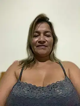 Snapshot of Jlo_69 chatting on 03/06/25, 05:03 Jlo 69 online show from 03/06/25, 05:03