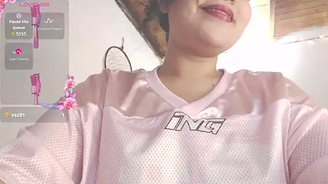 Snapshot of Amara18_ chatting on 03/07/26, 08:36 Amara18 online show from 03/07/26, 08:36