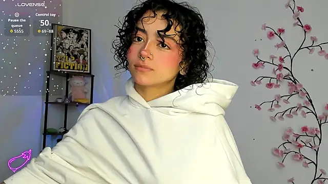 Snapshot of sami_monroe chatting on 05/12/26, 12:55 sami monroe online show from 05/12/26, 12:55