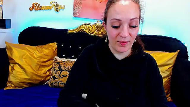 Snapshot of VanessaSquirtt chatting on 05/18/26, 08:13 VanessaSquirtt online show from 05/18/26, 08:13