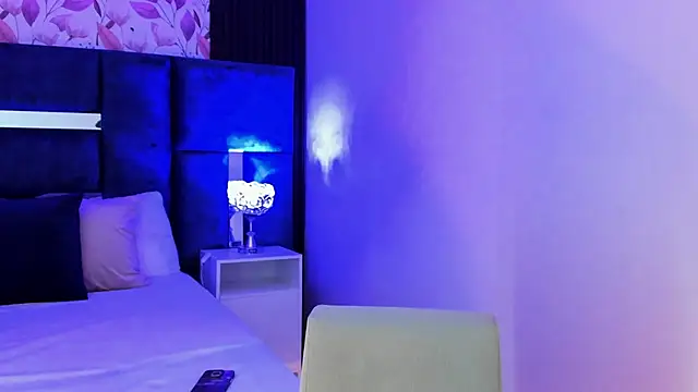 Amareto  online show from 11/23/25, 11:42