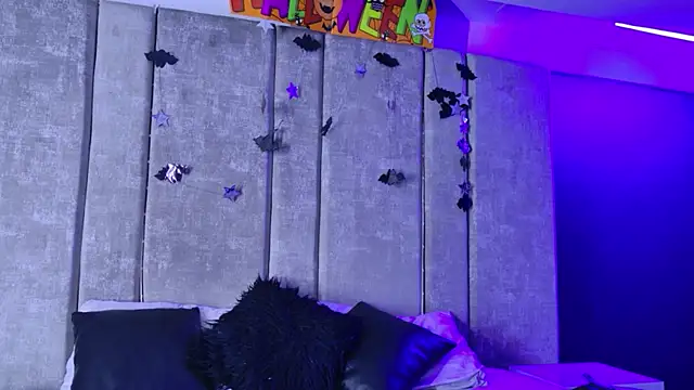 Amareto  online show from 10/29/25, 11:09