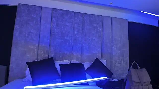 Amareto  online show from 04/15/26, 10:10