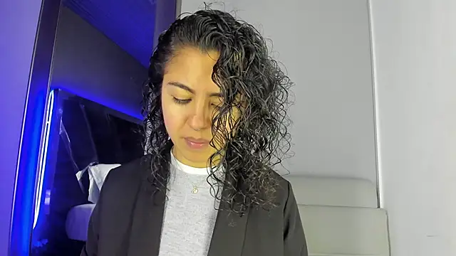 Amareto  online show from 02/25/26, 11:21