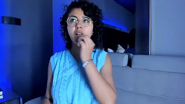 Amareto  online show from 03/03/25, 02:17