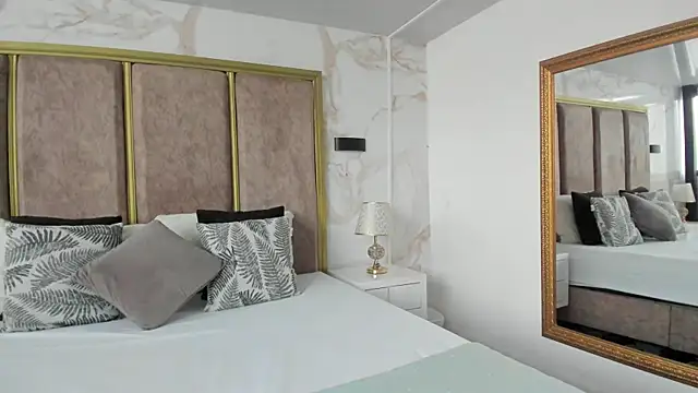 Amareto  online show from 10/02/25, 11:57