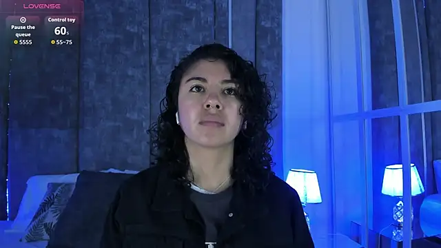 Amareto  online show from 10/24/25, 10:58