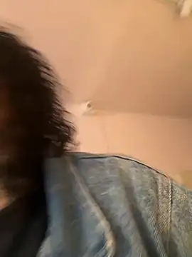 Amareto  online show from 11/21/25, 10:36