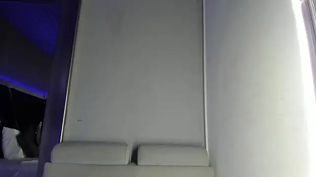 Amareto  online show from 04/07/26, 09:44