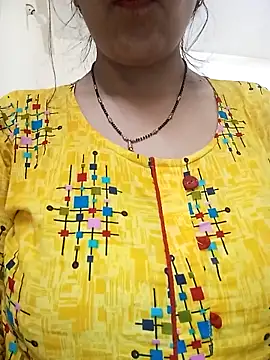 Snapshot of Hot-Shivani chatting on 02/11/26, 07:58 Hot-Shivani online show from 02/11/26, 07:58