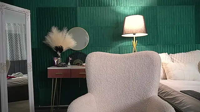 HaileyMoonn online show from 04/06/26, 03:13