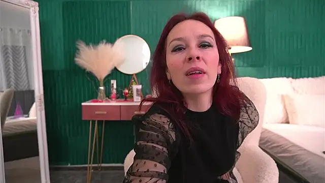 HaileyMoonn online show from 01/10/26, 04:08