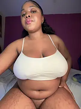 Snapshot of SSEXYBUBBLEBUTT101 chatting on 10/18/25, 03:08 SSEXYBUBBLEBUTT101 online show from 10/18/25, 03:08