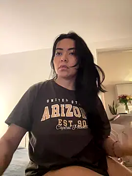 PetitLumiere online show from 09/30/25, 02:50