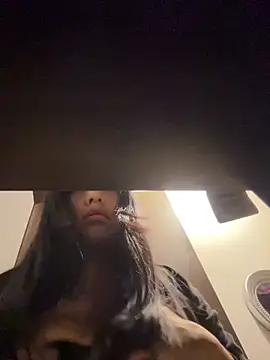 PetitLumiere online show from 01/15/25, 03:54