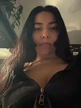 PetitLumiere online show from 02/14/26, 06:24