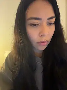 PetitLumiere online show from 02/04/26, 04:29