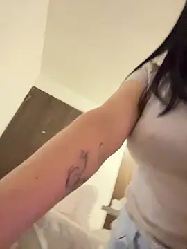 PetitLumiere online show from 01/13/25, 05:12