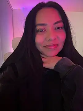 PetitLumiere online show from 01/28/25, 01:29