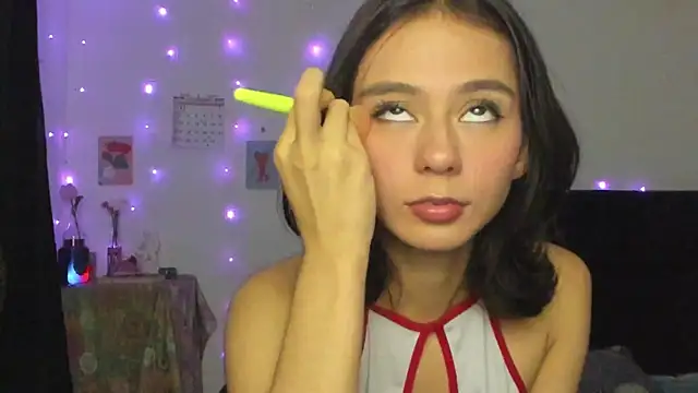 cute roxana  online show from 02/27/25, 09:14