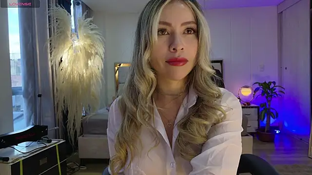 Ammy Castro online show from 10/24/25, 09:36