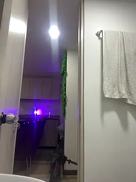 Ammy Castro online show from 03/21/26, 09:08