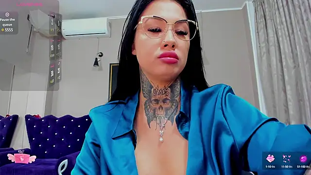 Snapshot of AngellBlackX chatting on 02/22/25, 08:31 AngellBlackX online show from 02/22/25, 08:31