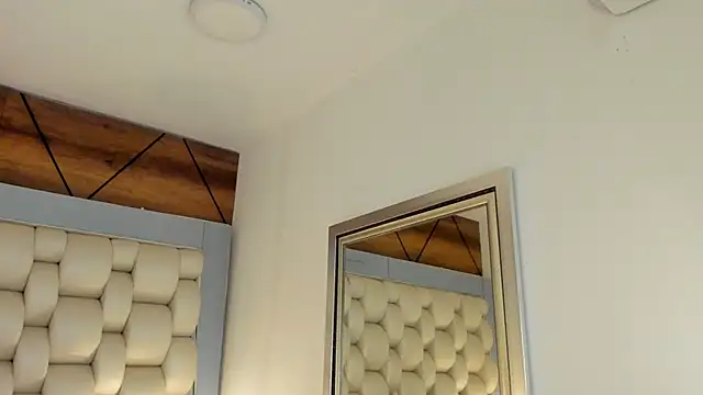 Helleamazing online show from 09/12/25, 04:56