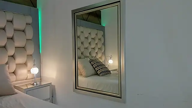 Helleamazing online show from 02/23/25, 05:01