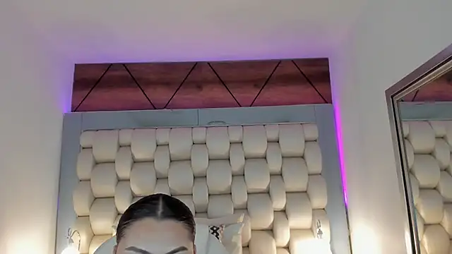 Helleamazing online show from 02/20/25, 06:50