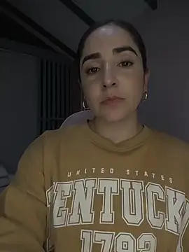 Snapshot of Victoria-And1 chatting on 02/10/26, 01:04 Victoria-And1 online show from 02/10/26, 01:04