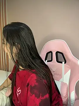 Snapshot of Victoria-And1 chatting on 02/27/26, 01:50 Victoria-And1 online show from 02/27/26, 01:50