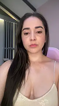 Victoria-And1 online show from 11/19/25, 01:16