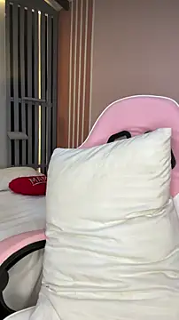 Victoria-And1 online show from 10/25/25, 01:27