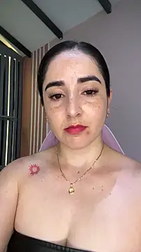 Snapshot of Victoria-And1 chatting on 01/17/26, 01:53 Victoria-And1 online show from 01/17/26, 01:53