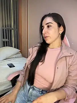 Snapshot of Victoria-And1 chatting on 02/02/26, 02:10 Victoria-And1 online show from 02/02/26, 02:10