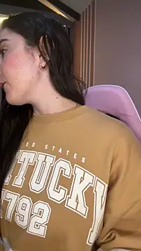 Victoria-And1 online show from 10/30/25, 01:48