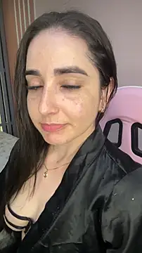 Victoria-And1 online show from 10/28/25, 01:50