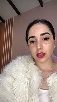 Snapshot of Victoria-And1 chatting on 01/07/26, 01:10 Victoria-And1 online show from 01/07/26, 01:10