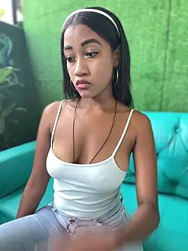AleezaFrench online show from 02/22/25, 01:46