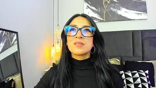 kira moon   online show from 03/13/26, 09:09