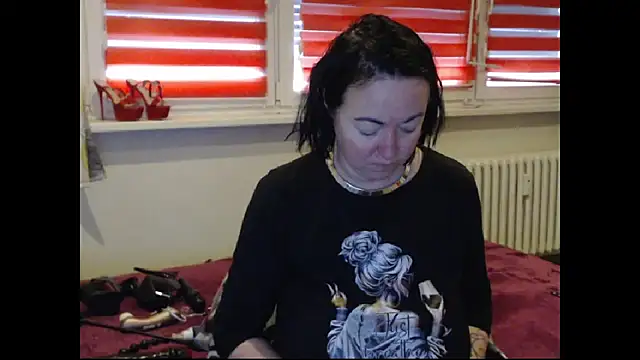 Snapshot of Alexie33 chatting on 03/19/26, 08:03 Alexie33 online show from 03/19/26, 08:03