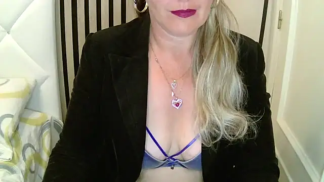 xxNoeliaxx online show from 03/30/26, 06:48