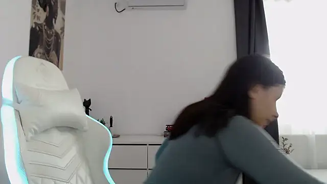 Simply the best online show from 11/13/25, 08:40