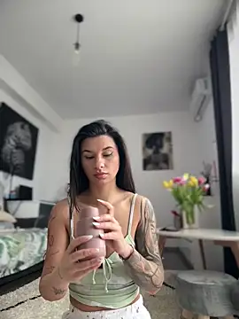Simply the best online show from 04/21/26, 07:48