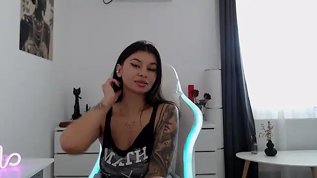 Simply the best online show from 10/19/25, 01:25