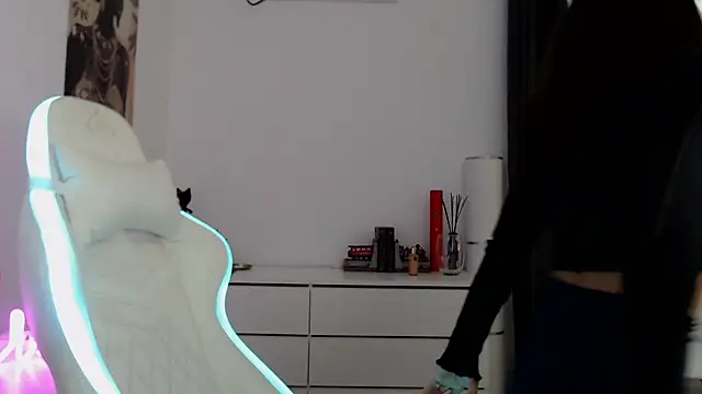 Simply the best online show from 11/19/25, 02:06